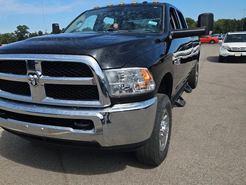 2017 RAM 2500 Image 2