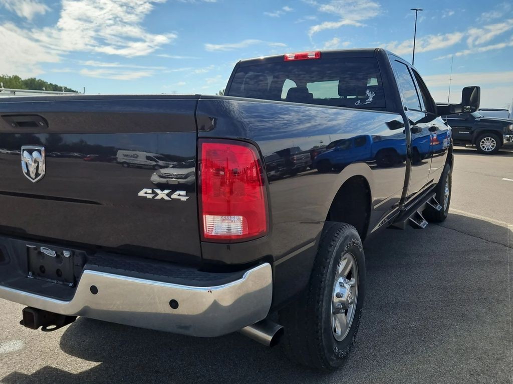 2017 RAM 2500 Image 3