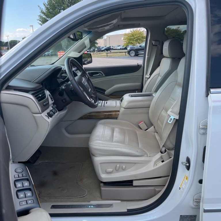 2017 GMC Yukon Image 8