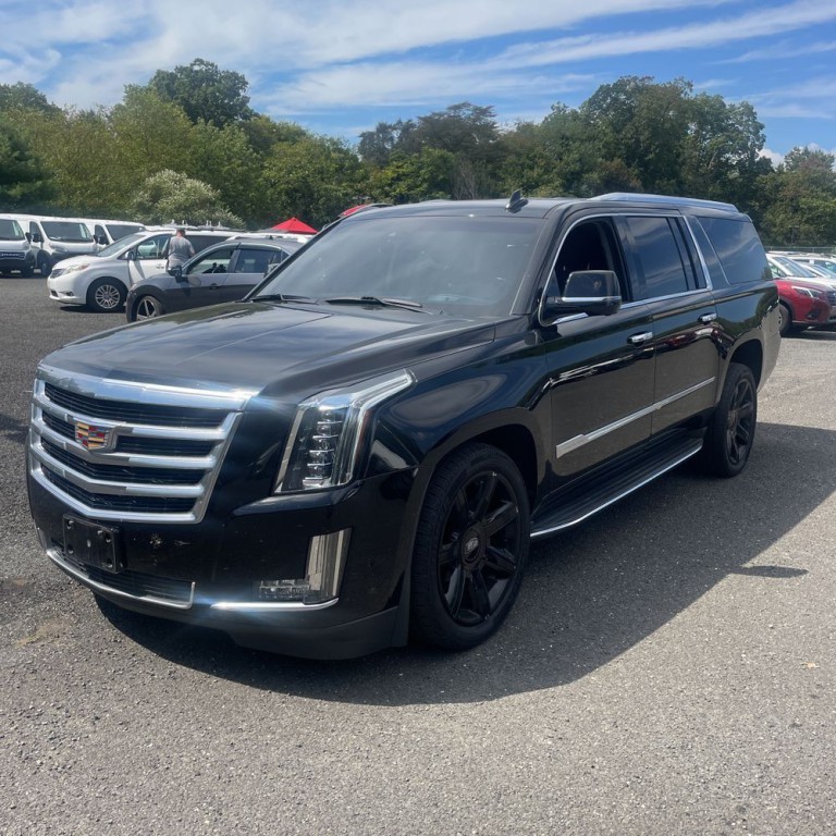2018 Cadillac Escalade Image 3
