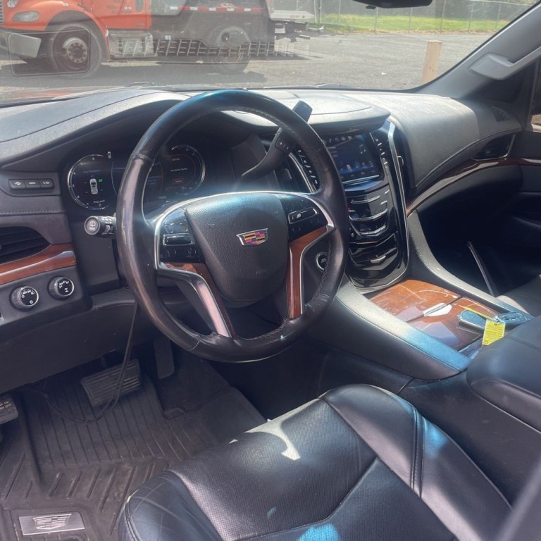 2018 Cadillac Escalade Image 10
