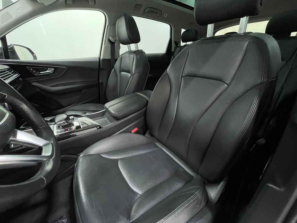 2018 Audi Q7 Image 14