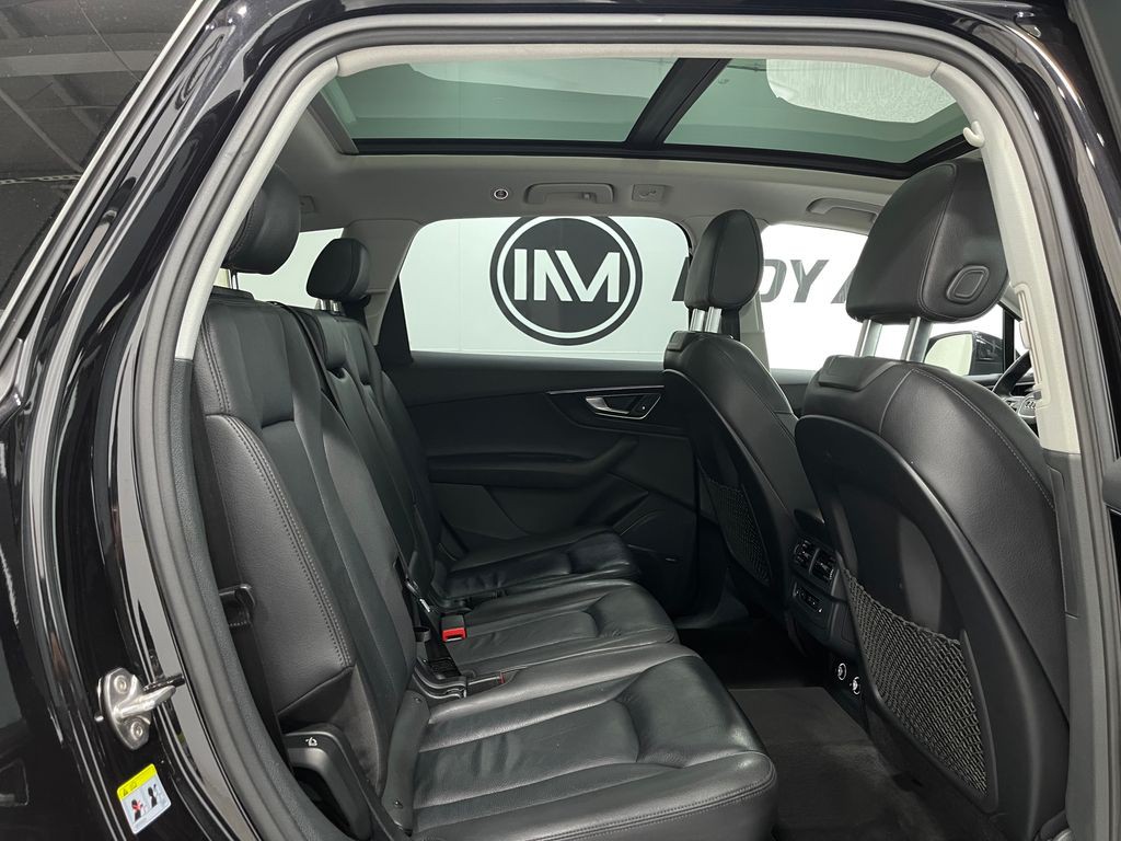 2018 Audi Q7 Image 33