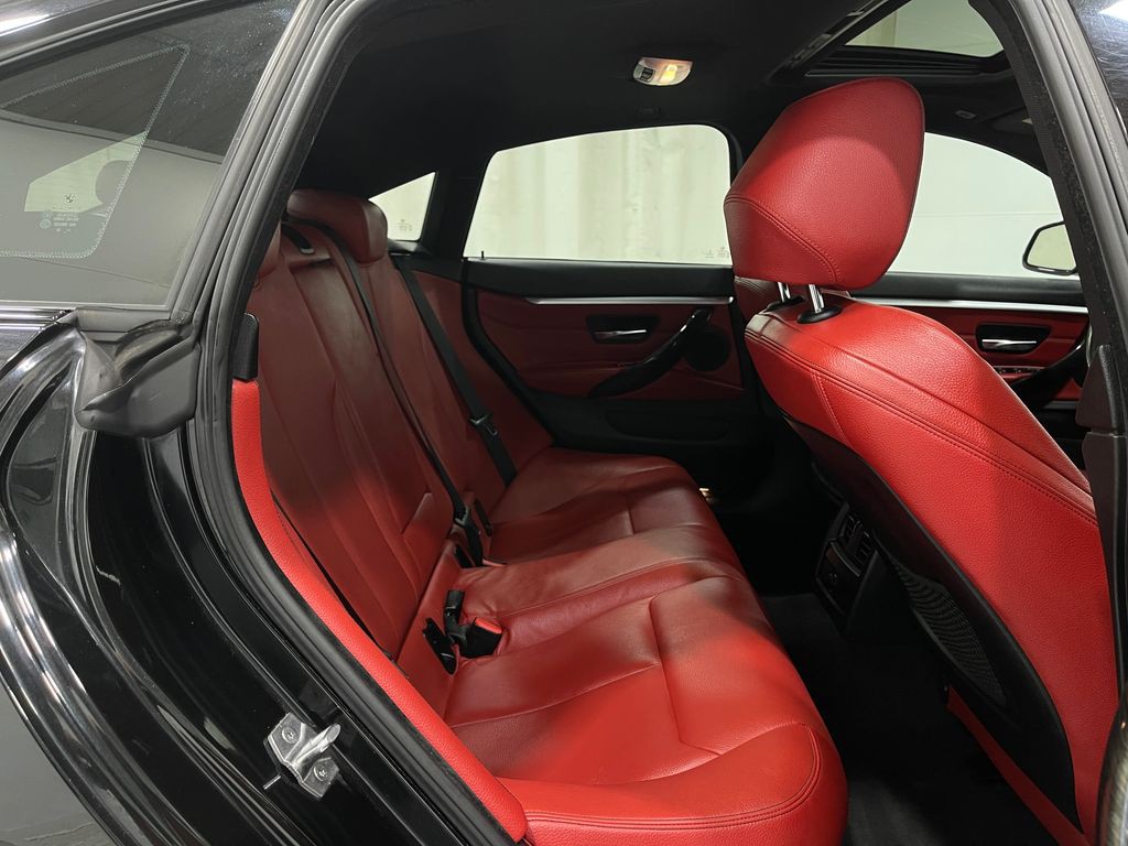 2018 BMW 4 Series Image 32