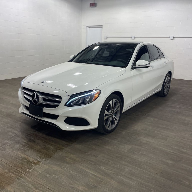 2018 Mercedes-Benz C-Class Image 3