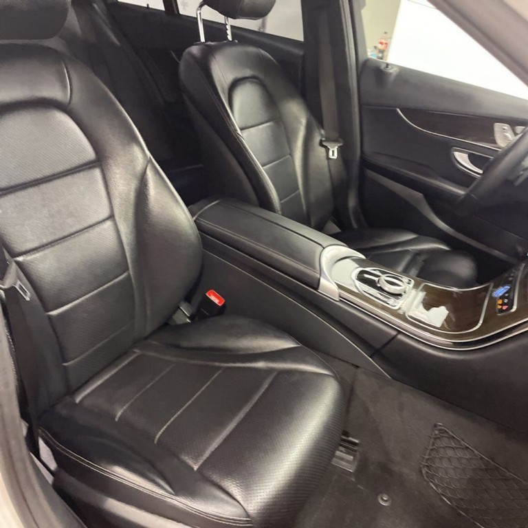 2018 Mercedes-Benz C-Class Image 9