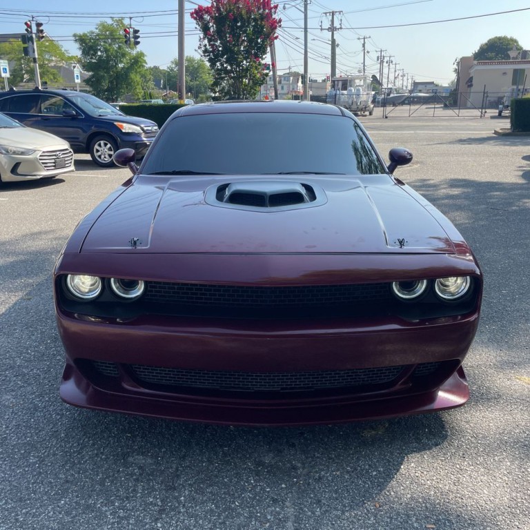 2018 Dodge Challenger Image 2