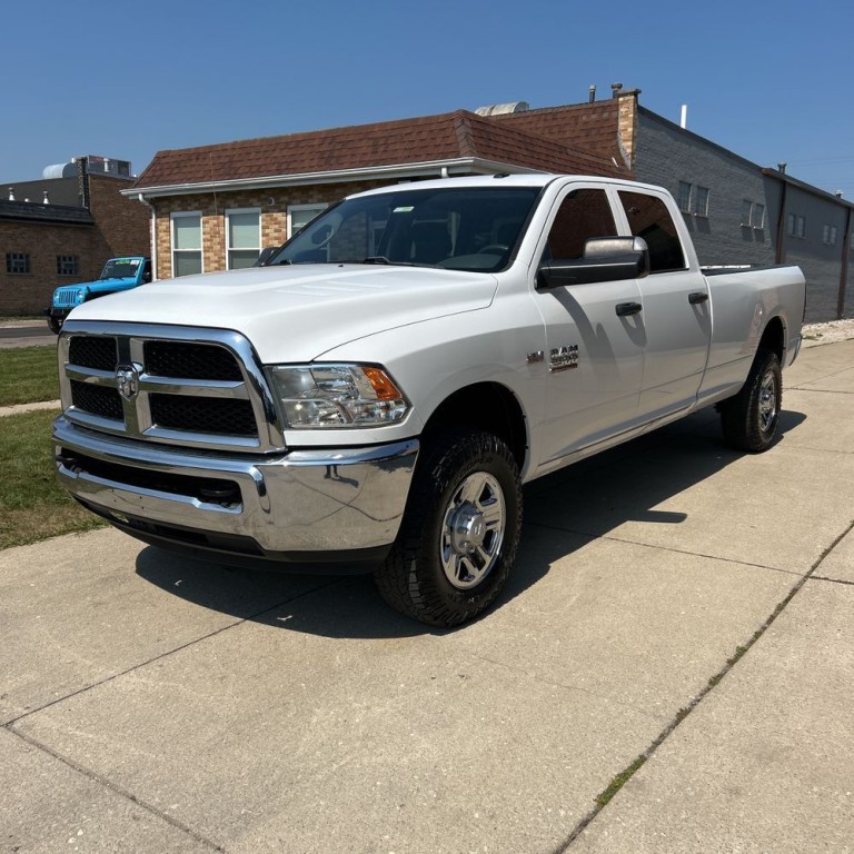 2018 RAM 2500 Image 3