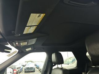 2019 Land Rover Discovery Image 10
