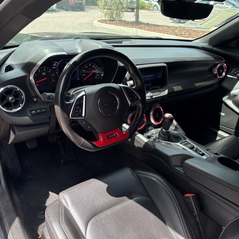 2019 Chevrolet Camaro Image 8