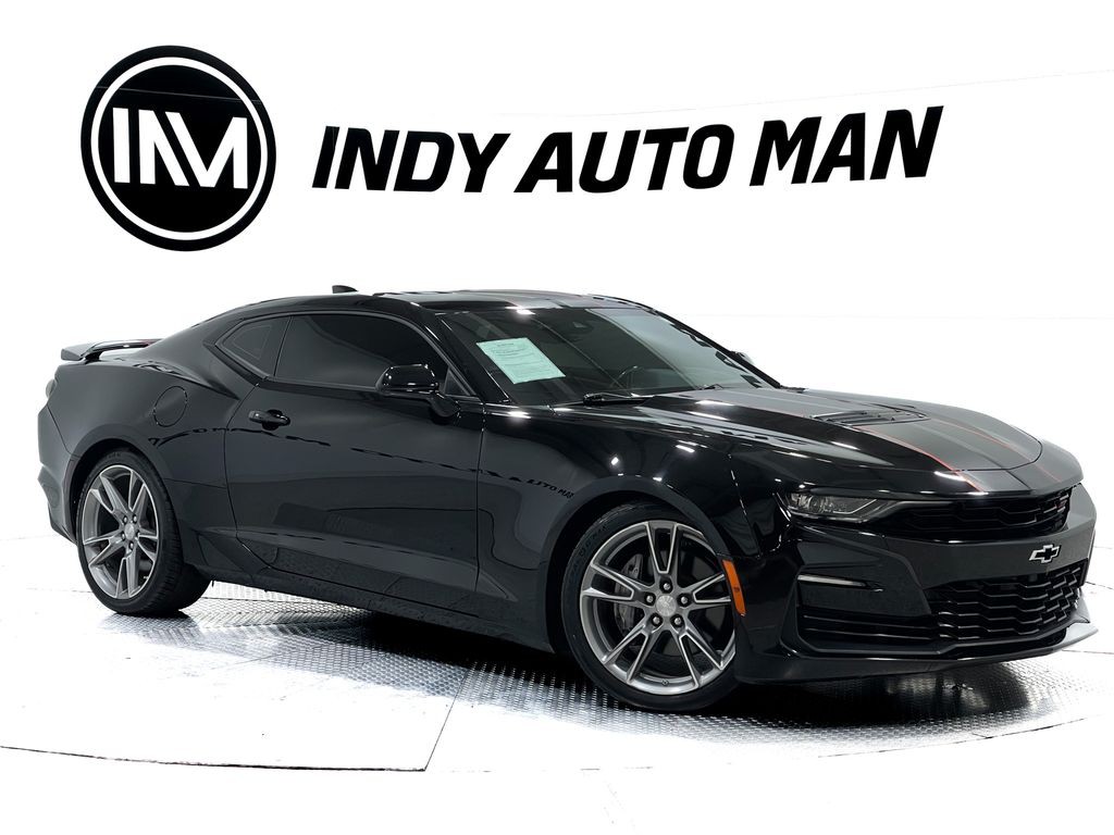 2019 Chevrolet Camaro Image 2