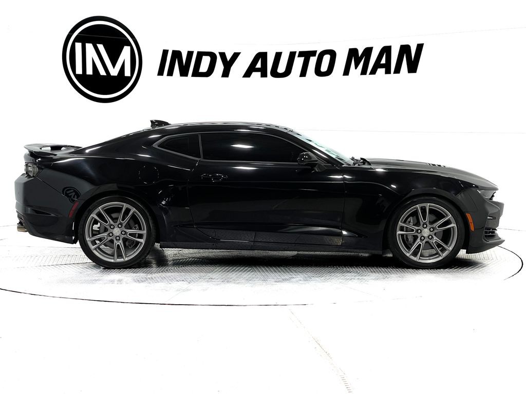 2019 Chevrolet Camaro Image 3