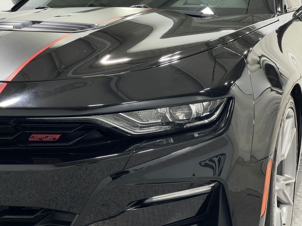 2019 Chevrolet Camaro Image 31
