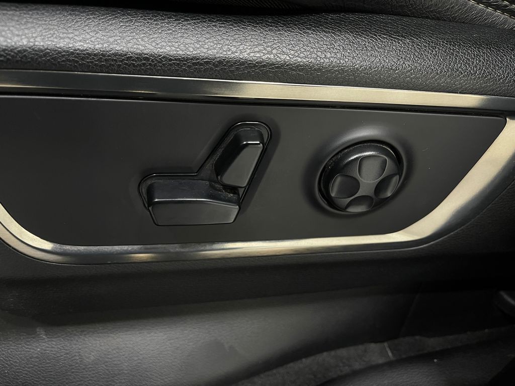 2020 RAM 1500 Image 18