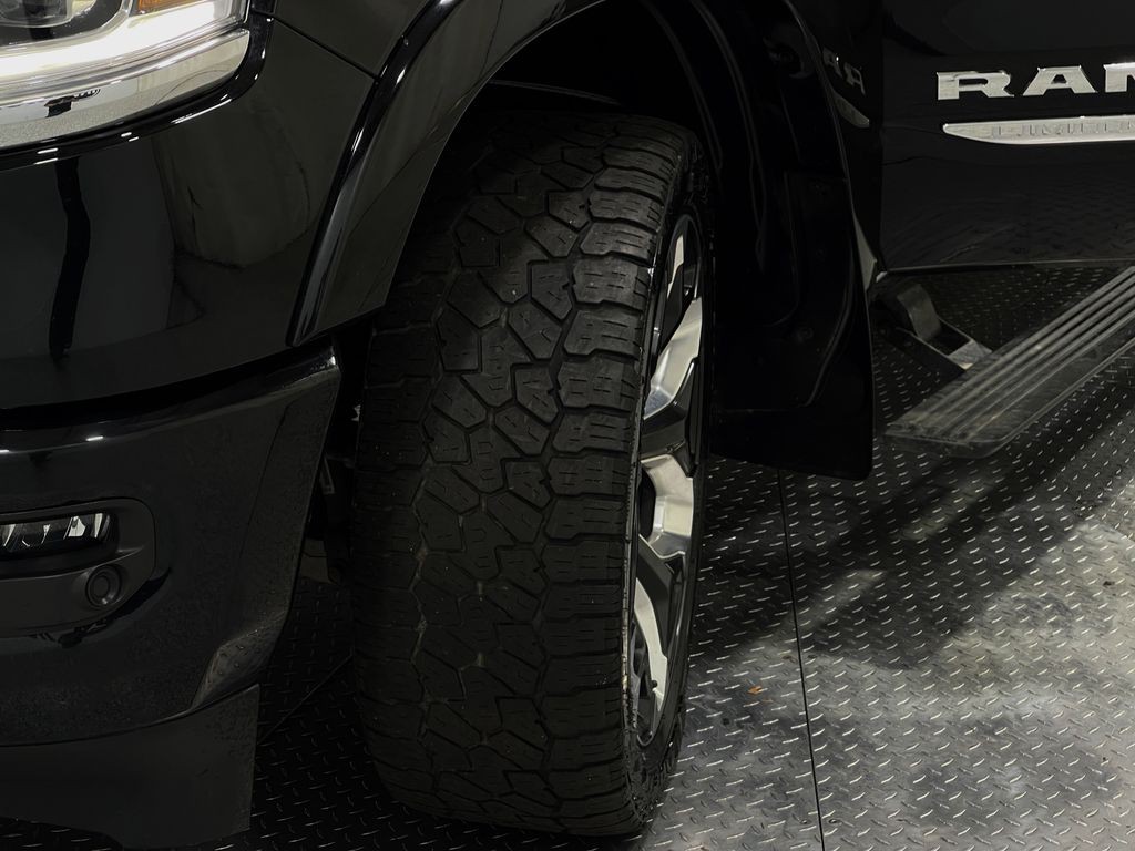 2020 RAM 1500 Image 36