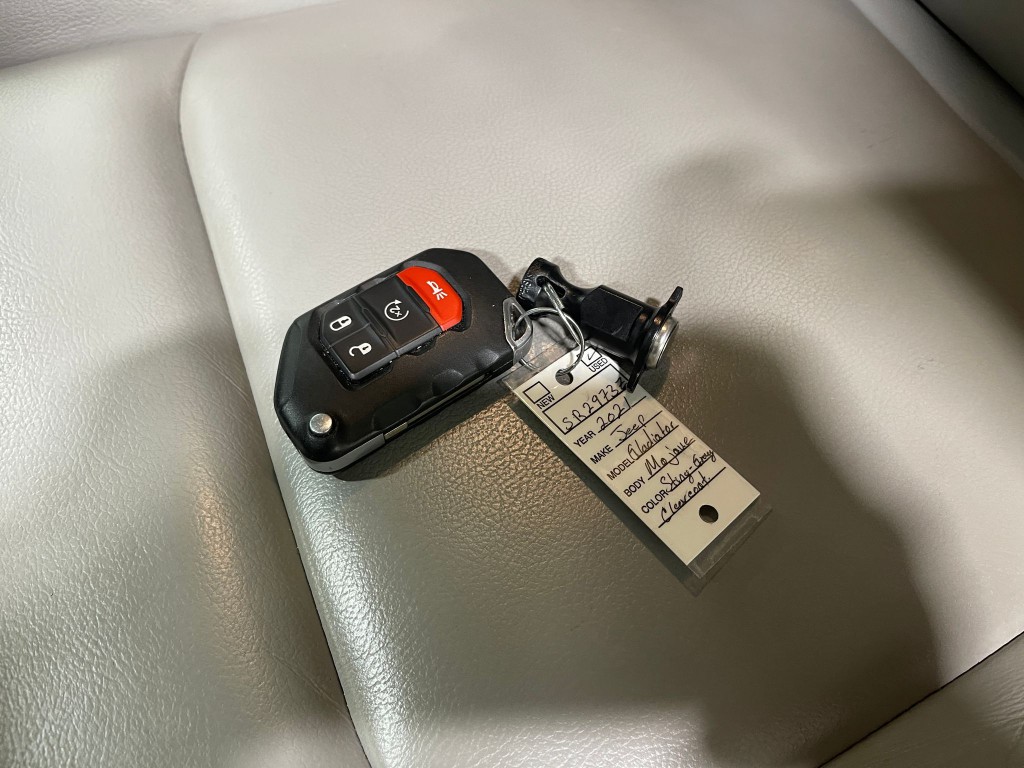 2021 Jeep Gladiator Image 36