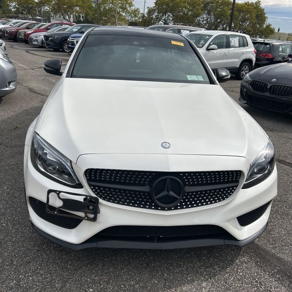 2016 Mercedes-Benz C-Class Image 2