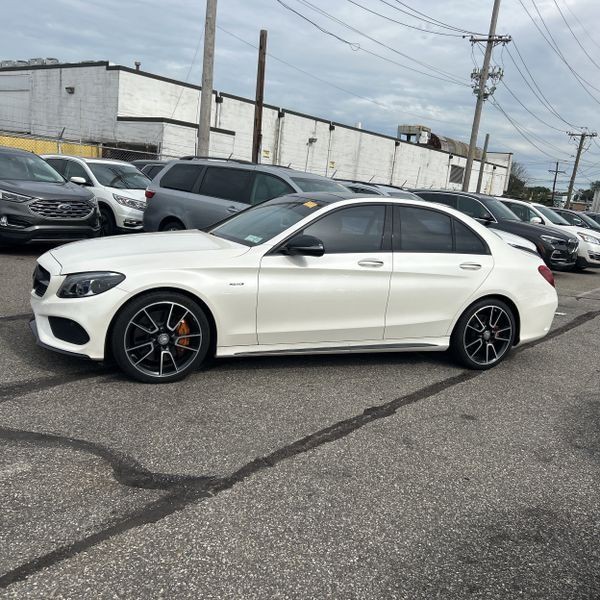 2016 Mercedes-Benz C-Class Image 5