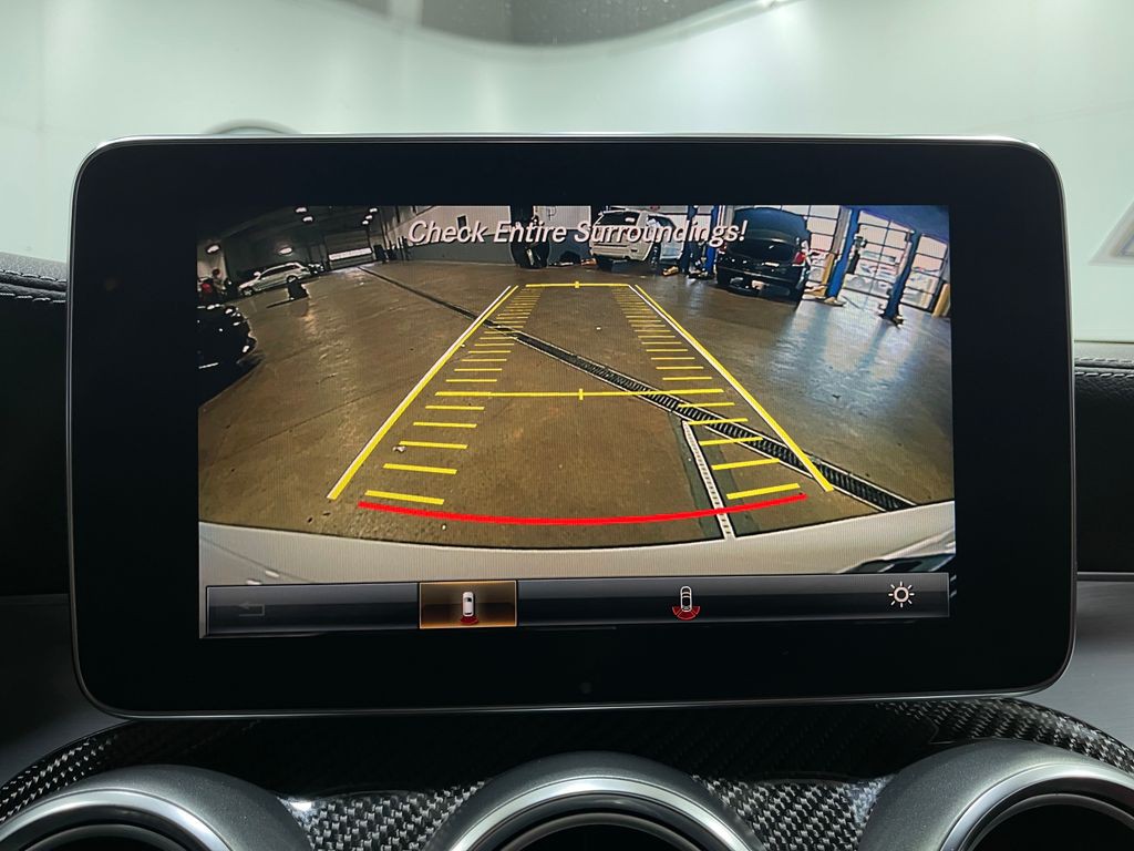 2016 Mercedes-Benz C-Class Image 11