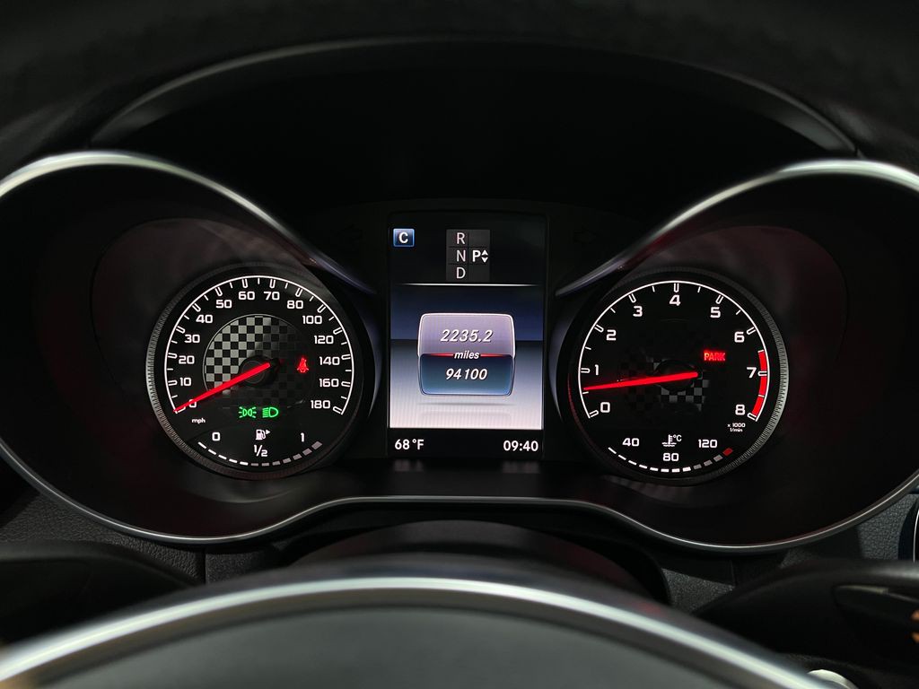 2016 Mercedes-Benz C-Class Image 23