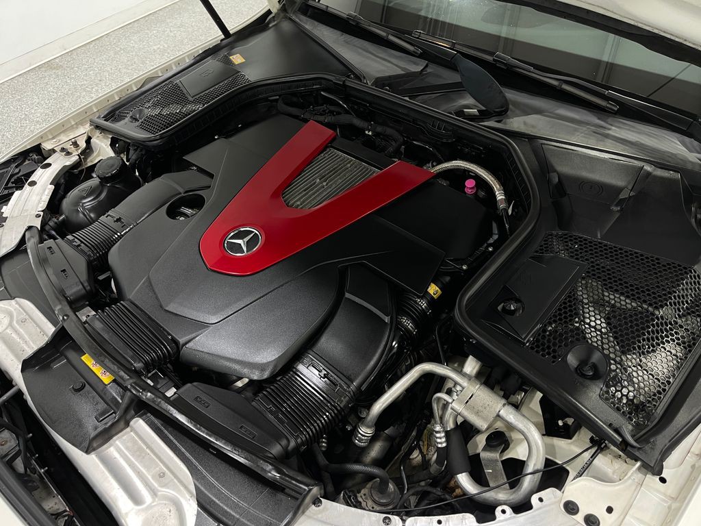 2016 Mercedes-Benz C-Class Image 29