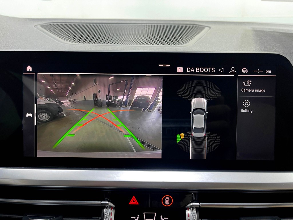 2019 BMW 3 Series Image 11