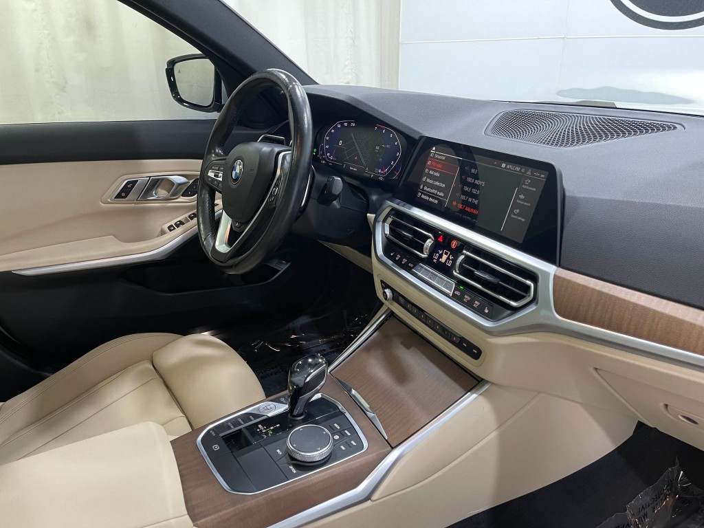 2019 BMW 3 Series Image 20