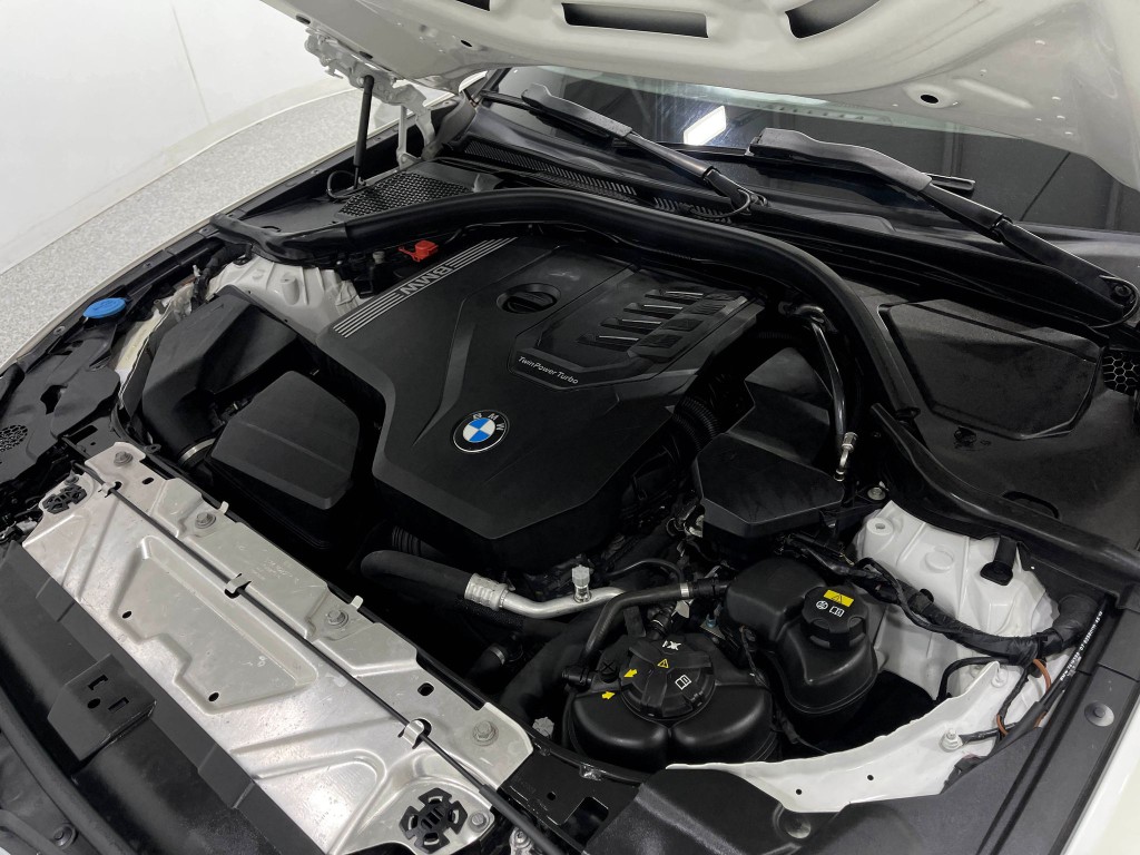 2019 BMW 3 Series Image 28