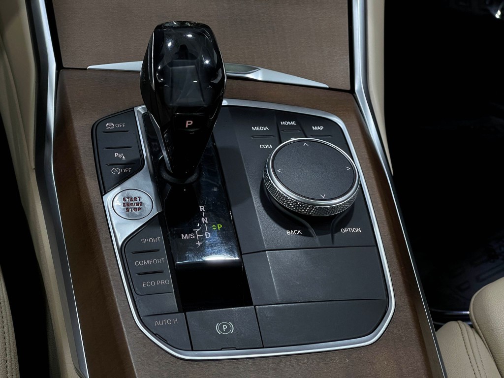 2019 BMW 3 Series Image 29