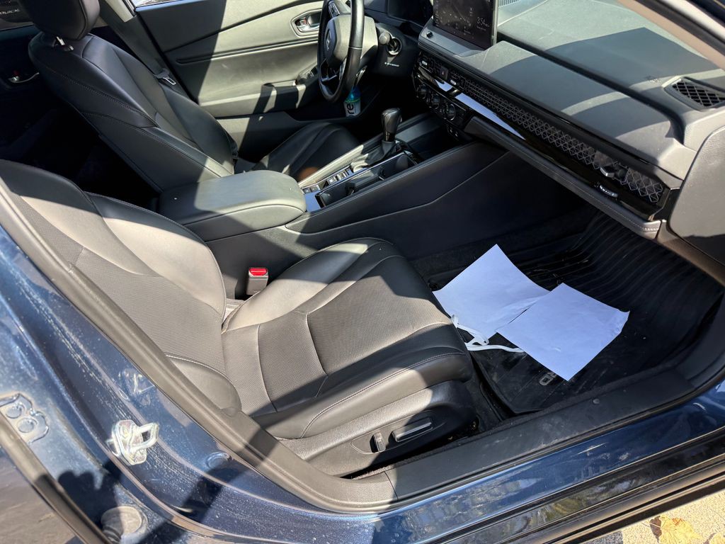 2023 Honda Accord Image 6