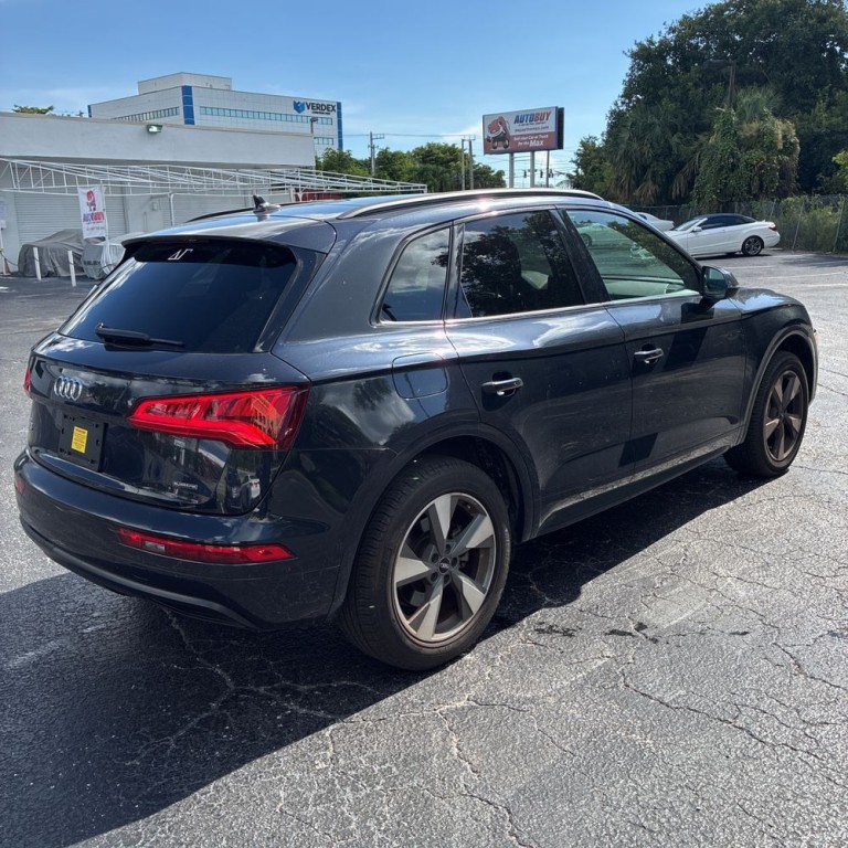 2020 Audi Q5 Image 6