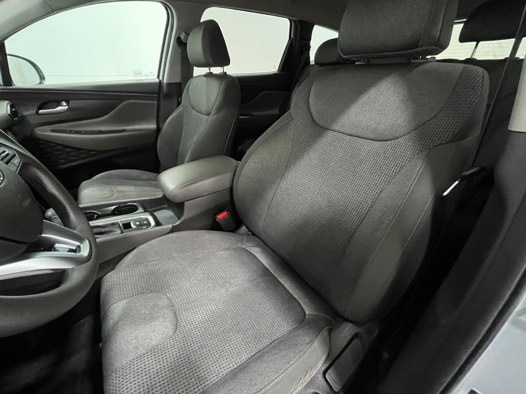2020 Hyundai Santa Fe Image 12