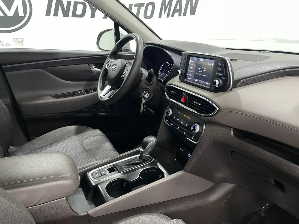 2020 Hyundai Santa Fe Image 18