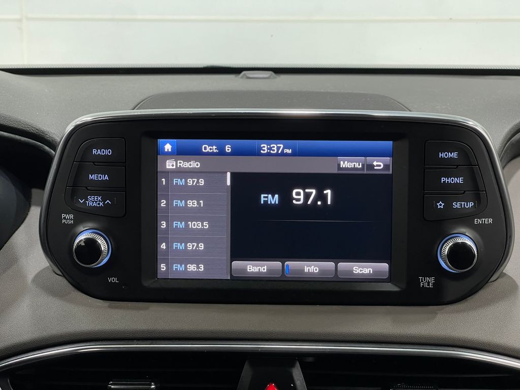 2020 Hyundai Santa Fe Image 22
