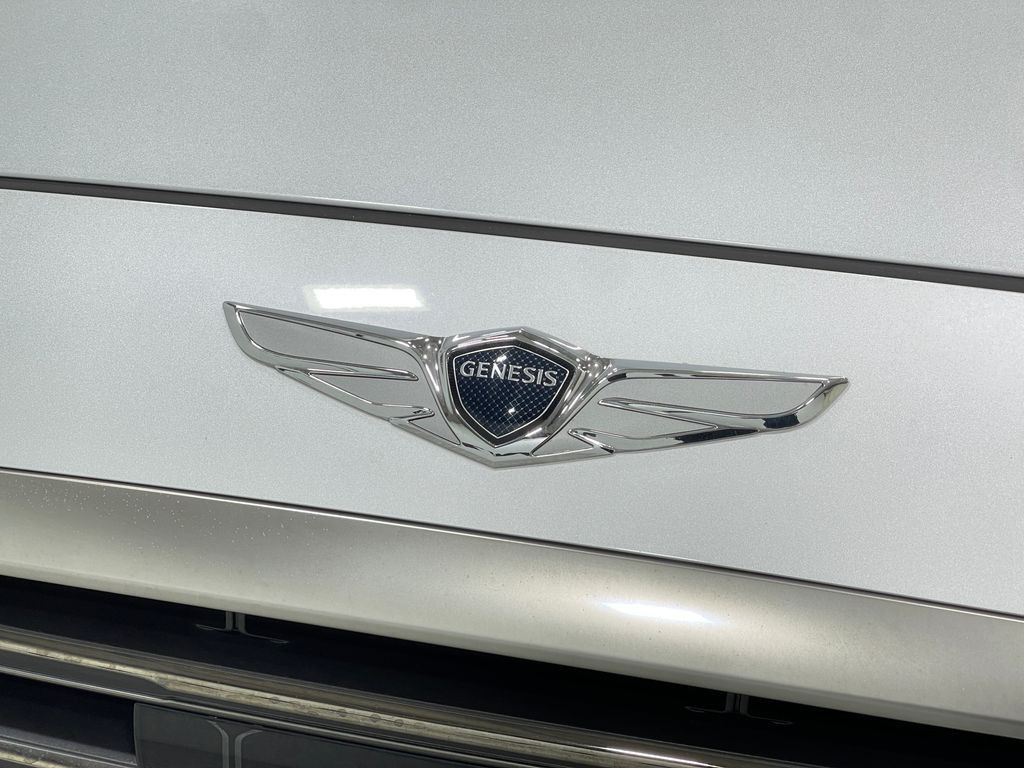 2019 Genesis G80 Image 37
