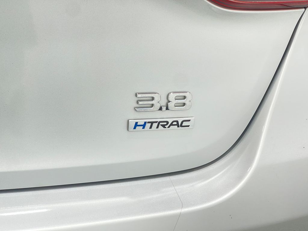 2019 Genesis G80 Image 39