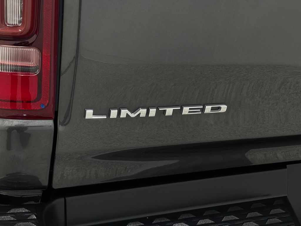 2019 RAM 1500 Image 40