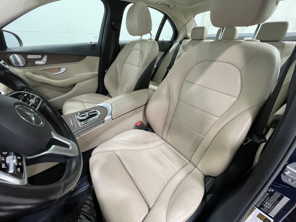 2019 Mercedes-Benz C-Class Image 13