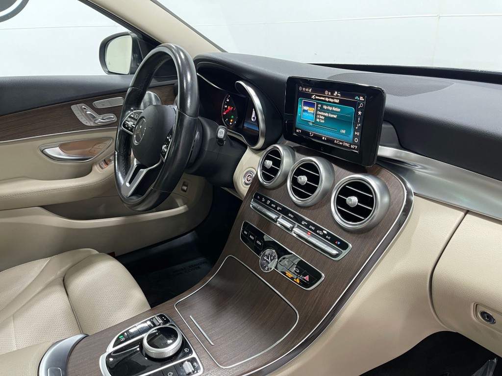 2019 Mercedes-Benz C-Class Image 20