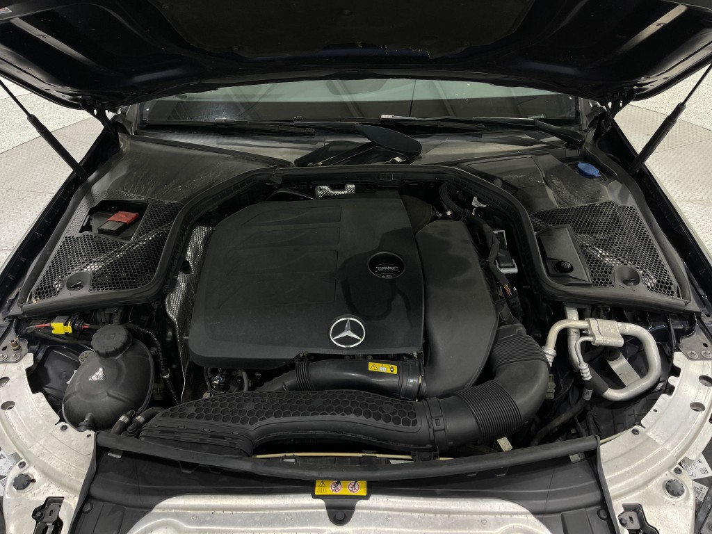 2019 Mercedes-Benz C-Class Image 28