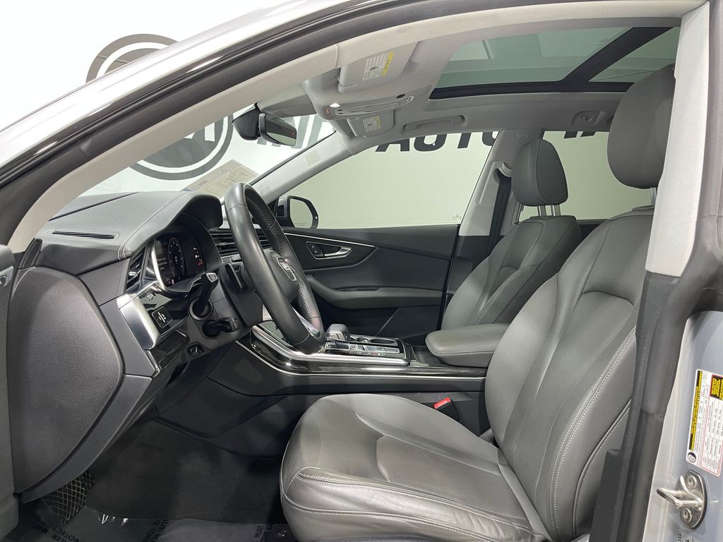 2019 Audi Q8 Image 13