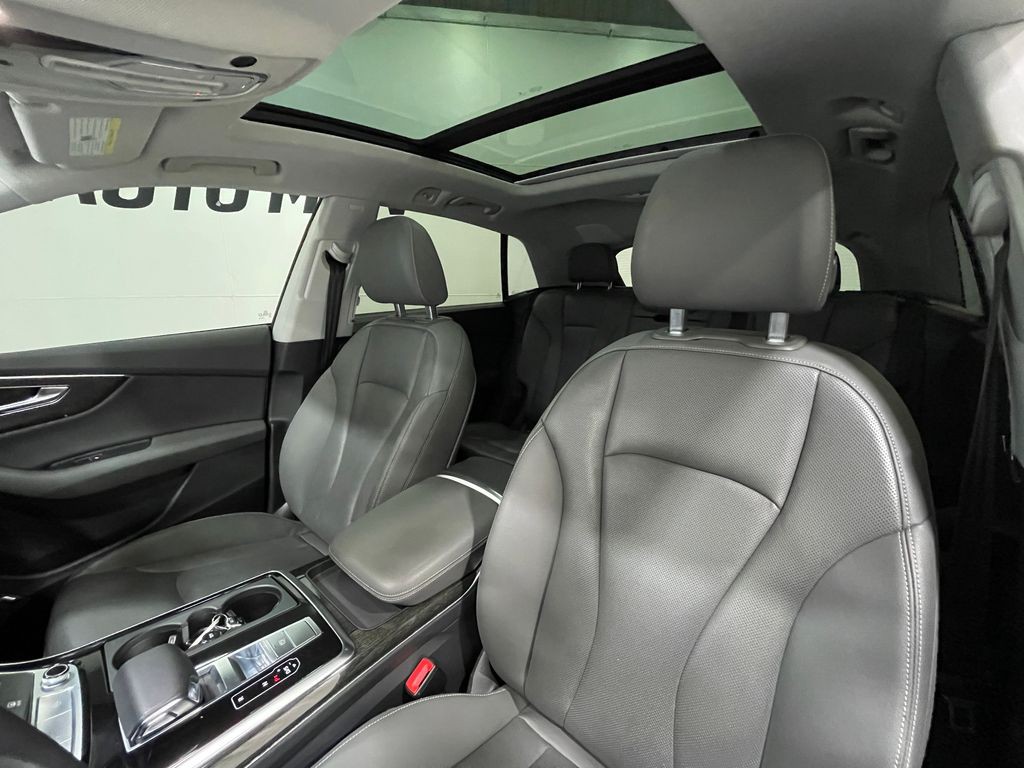 2019 Audi Q8 Image 14