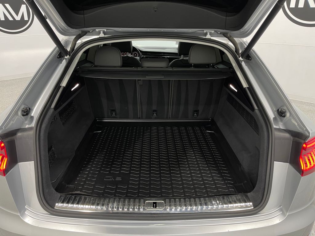 2019 Audi Q8 Image 28