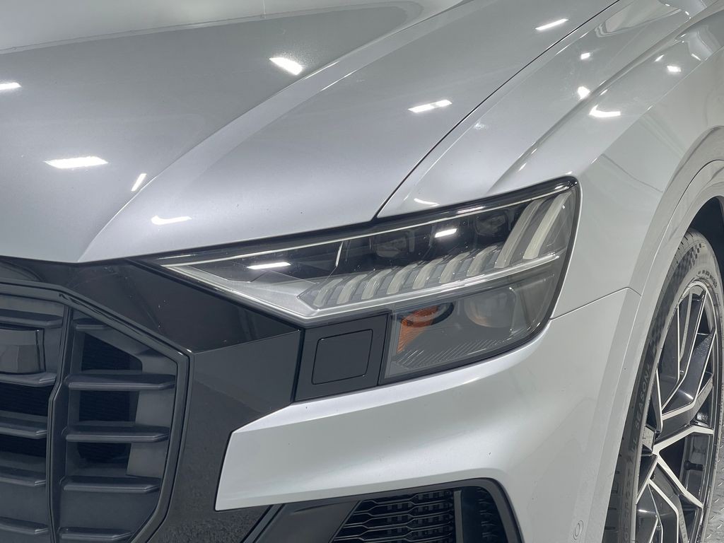 2019 Audi Q8 Image 33