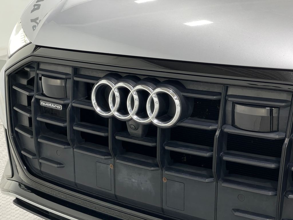 2019 Audi Q8 Image 38
