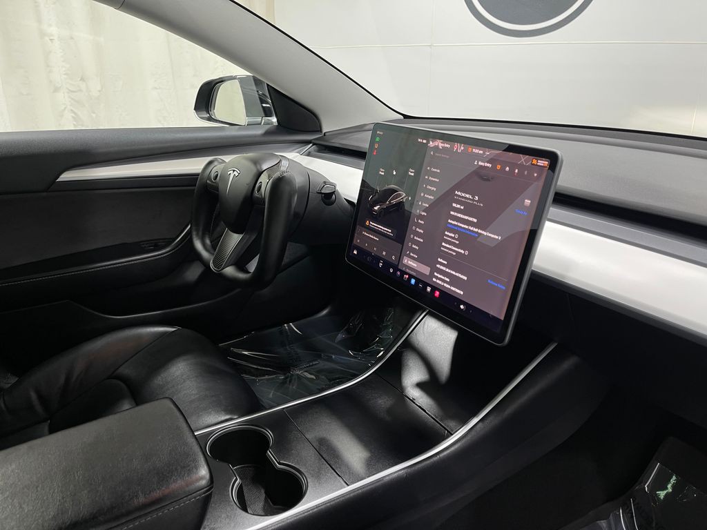 2019 Tesla Model 3 Image 21