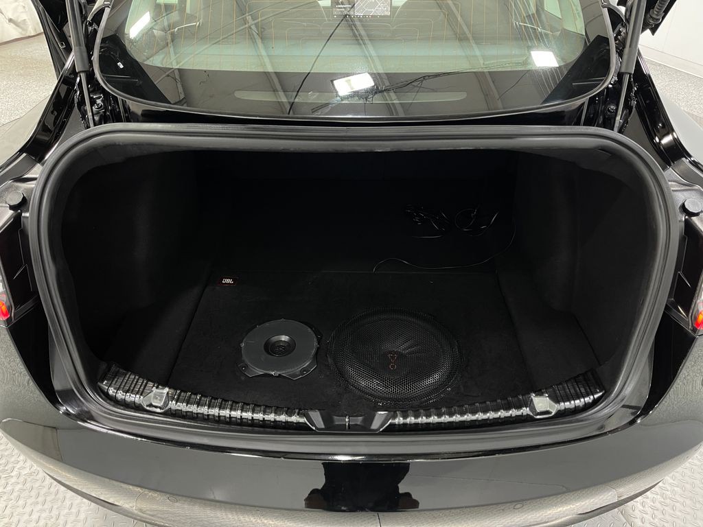 2019 Tesla Model 3 Image 25