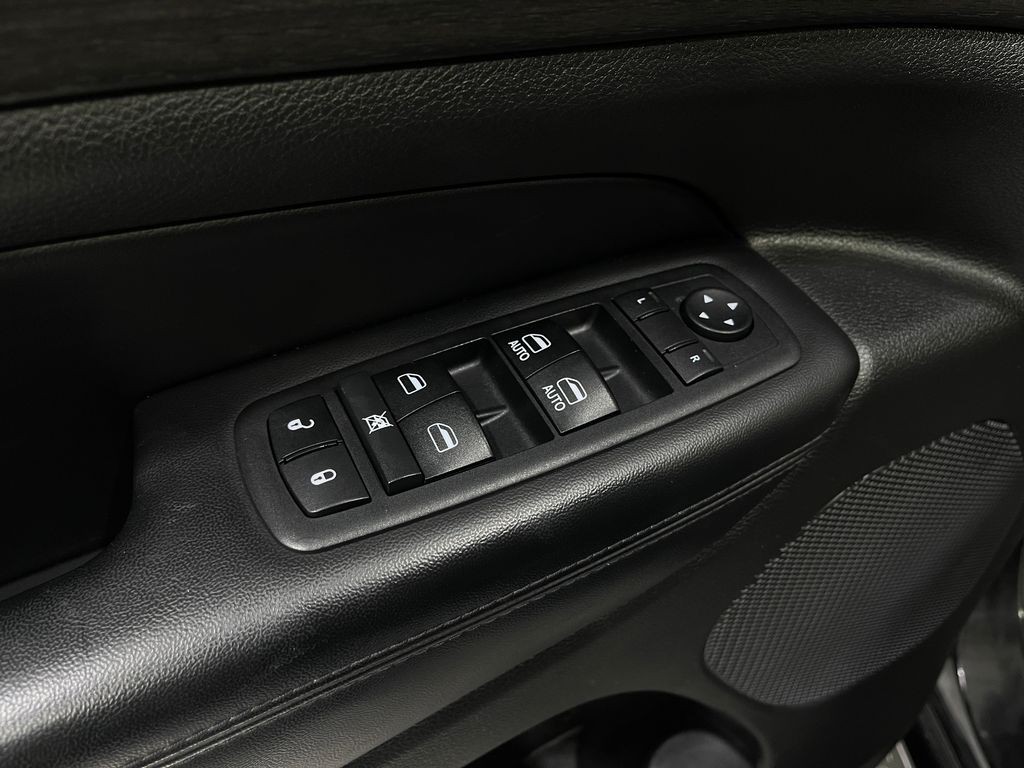 2018 Jeep Grand Cherokee Image 17