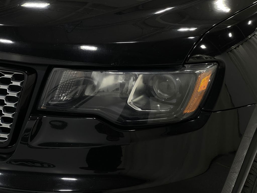 2018 Jeep Grand Cherokee Image 34