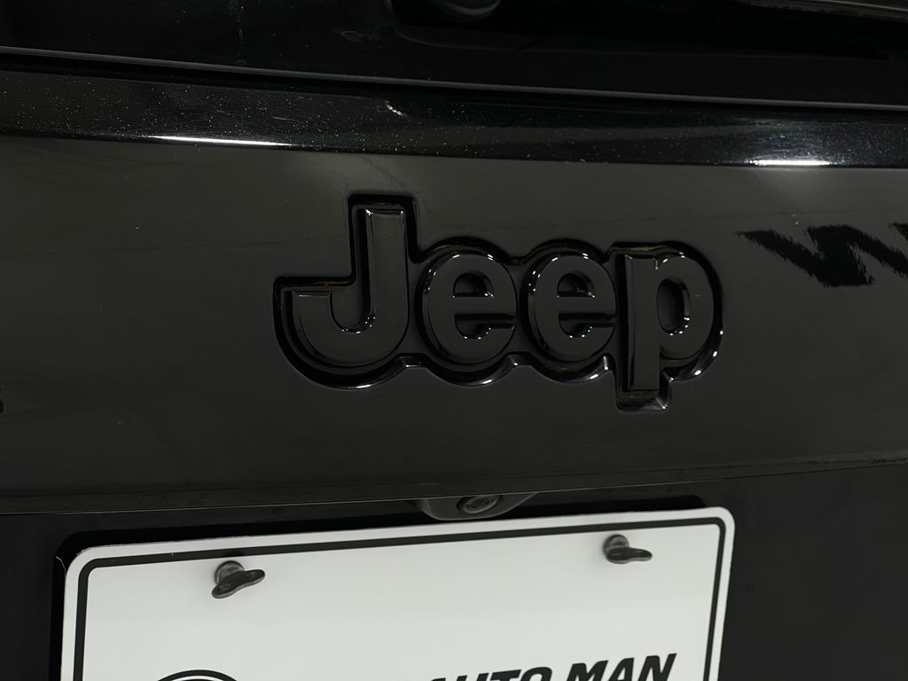 2018 Jeep Grand Cherokee Image 39